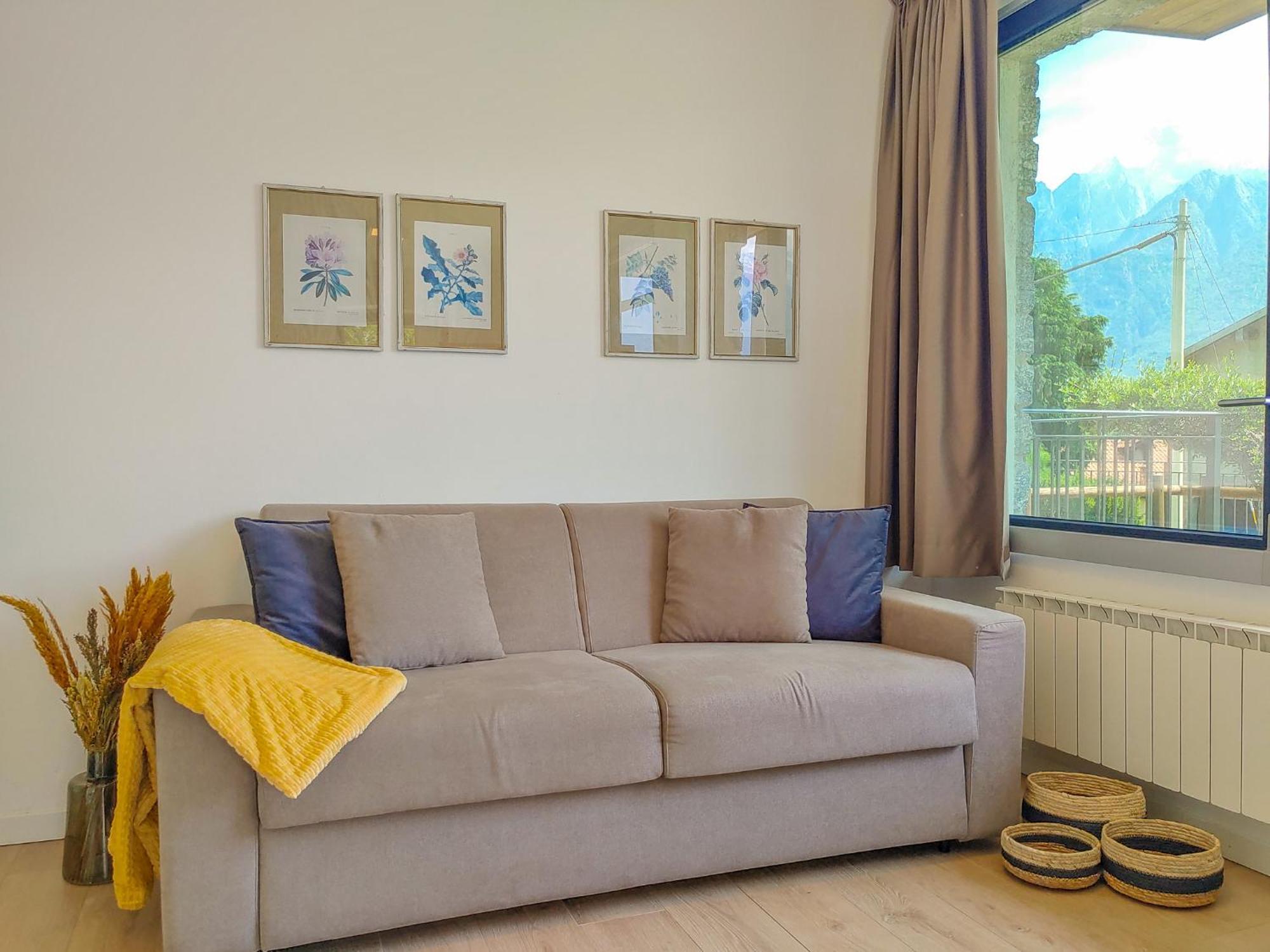 Dascio Emotion Ferienwohnung Mit Terrasse Am See Eksteriør billede