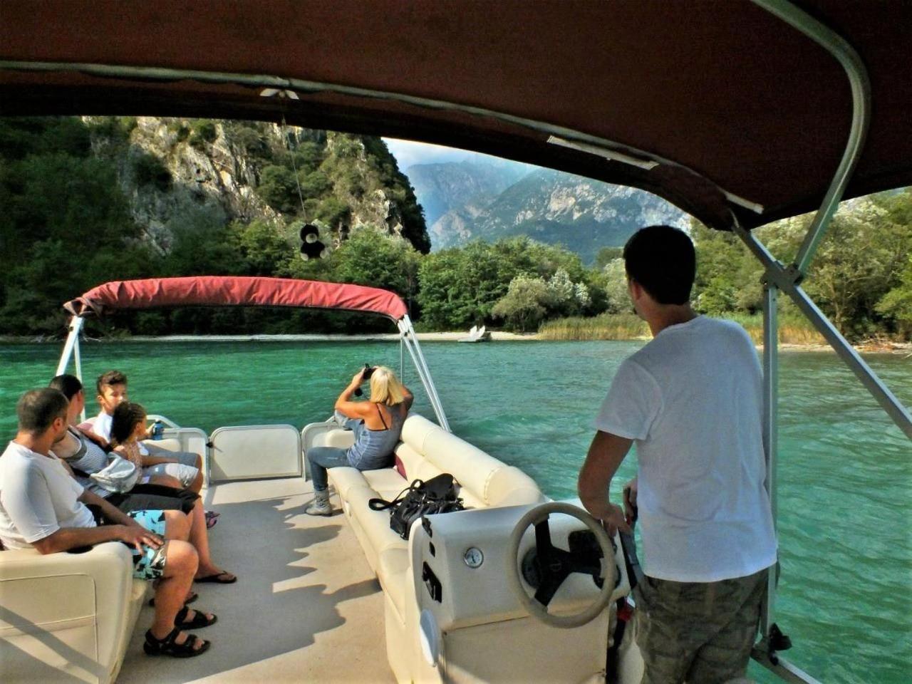 Dascio Emotion Ferienwohnung Mit Terrasse Am See Eksteriør billede
